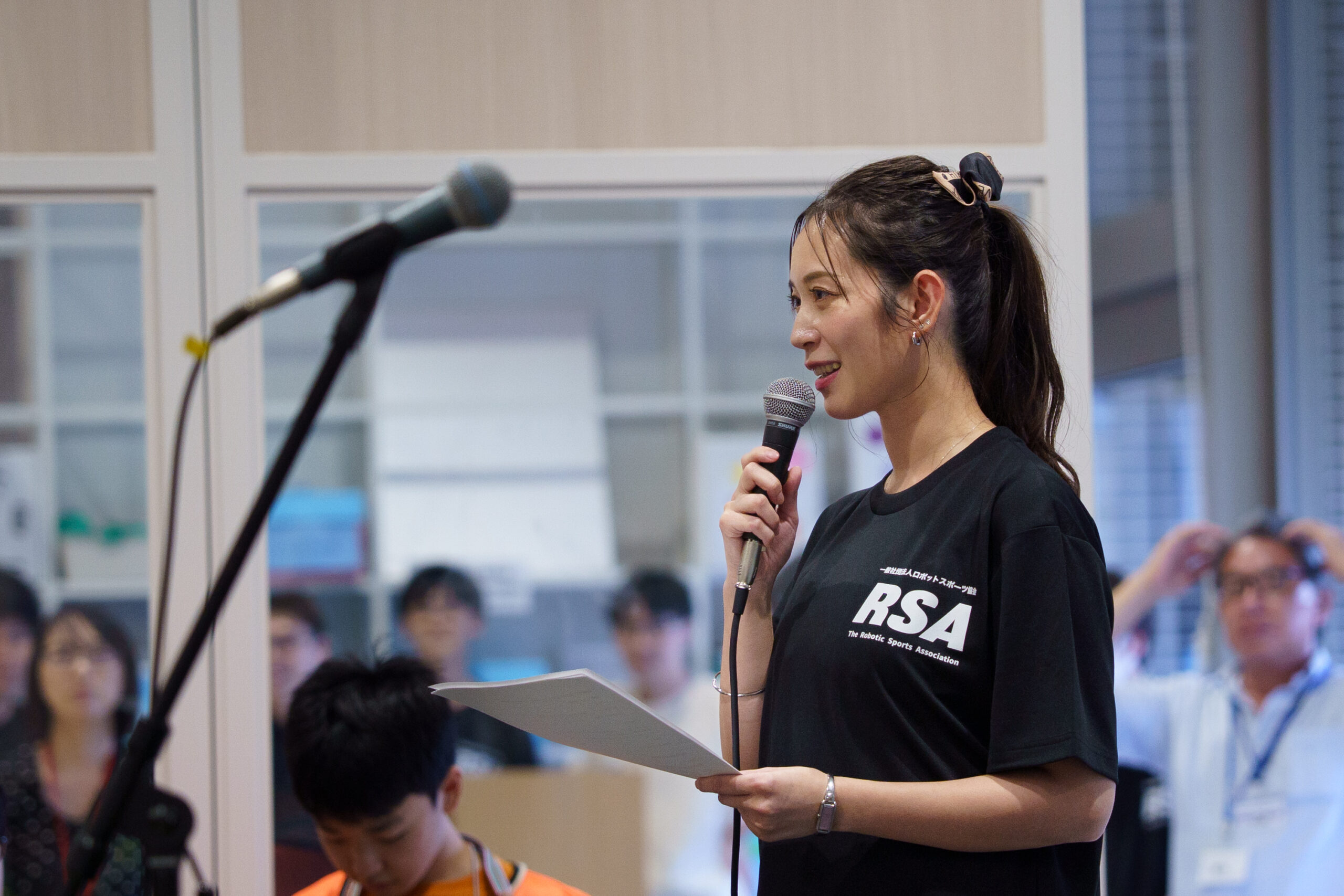 女優のフォンチーさん